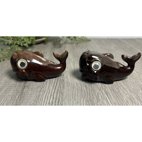VTG Ceramic Whale Salt & Pepper Shakers Googly Eyes Stoppers Anthropomorphic - Picture 5 of 10
